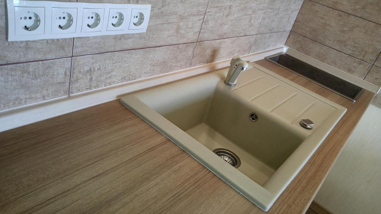 Apartment Near Dnipro Arena Kültér fotó